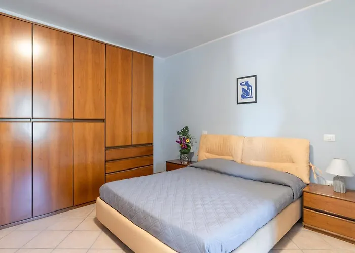 Matisse By Interhome Lingueglietta