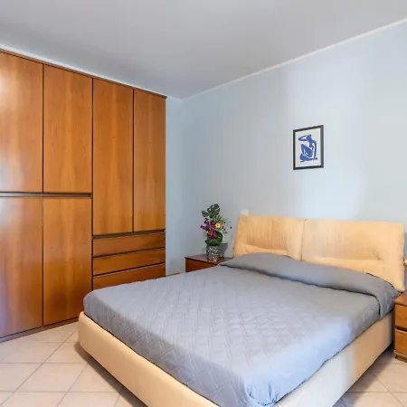 Matisse By Interhome Lingueglietta